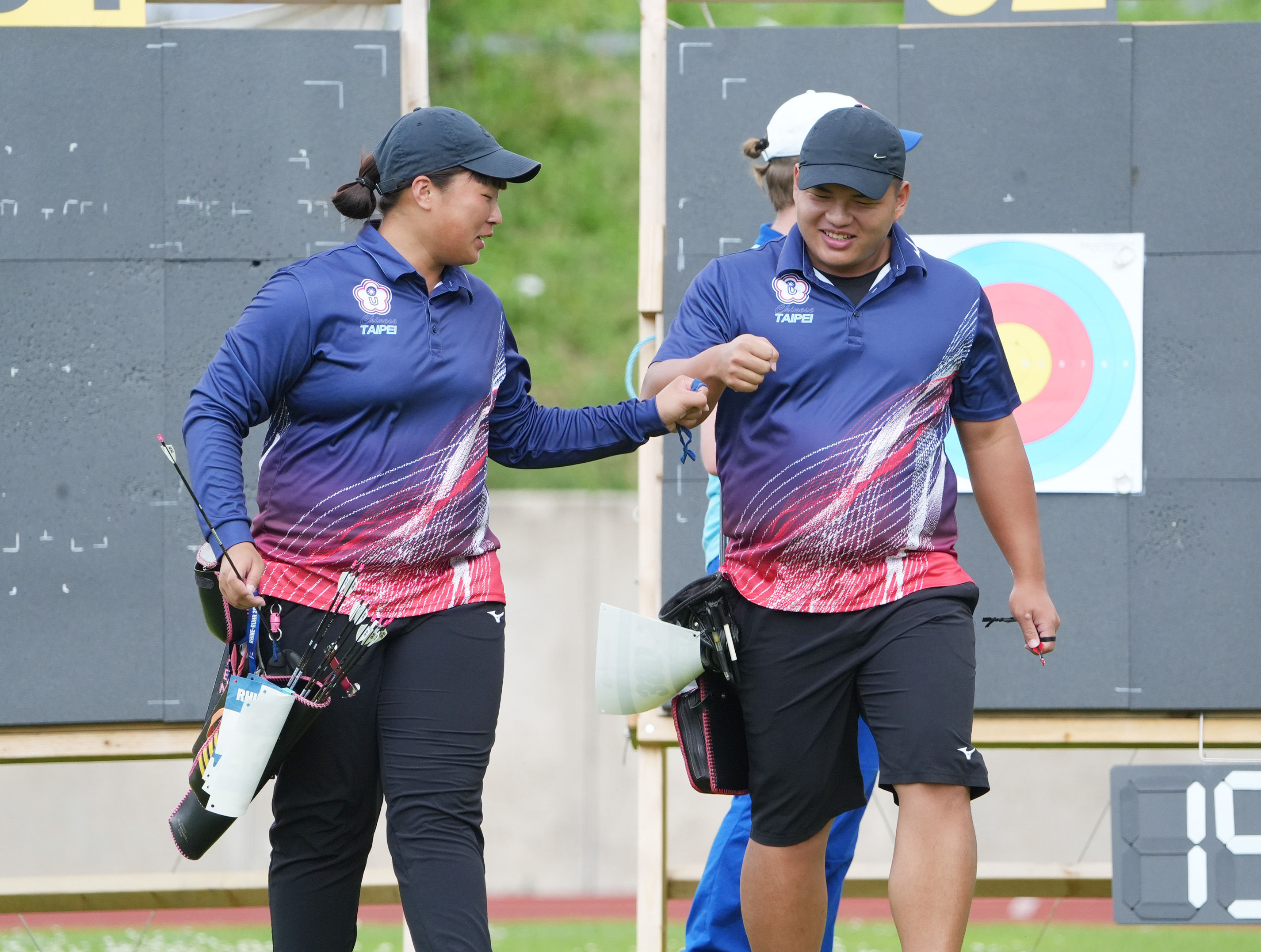 ▲▼台灣複合弓混雙陳思妤、吳子瑋出戰銅牌戰。（圖／大專體總提供）