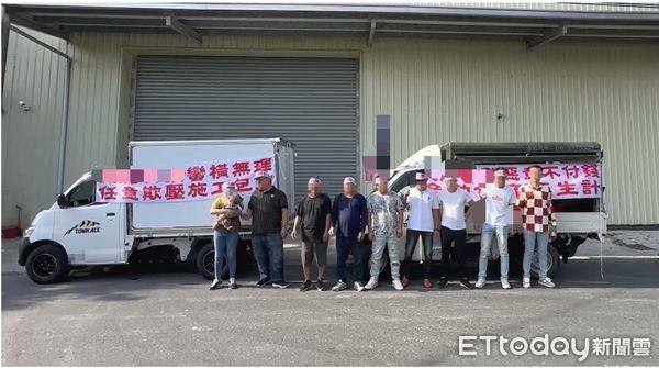 ▲▼包商在太陽能案場亂填廢棄物，還到台南元融科技公司抗議討工程款。（圖／記者許宥孺翻攝）