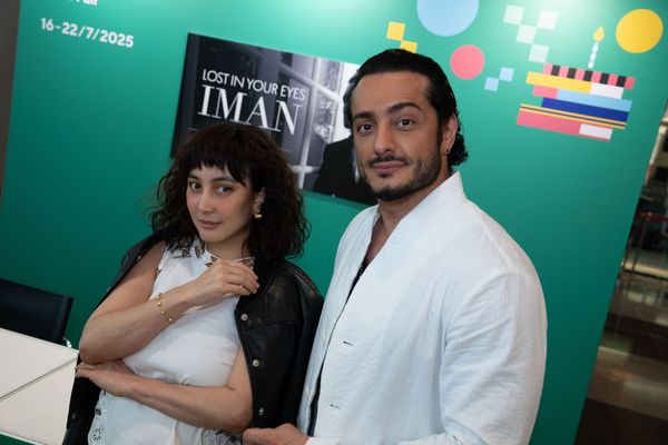 ▲「波斯男神」Iman從醫生變演員，近期推出寫真集，並由何超監製。（圖／862 Films提供）