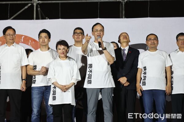 ▲國民黨「不同意罷免」選前之夜。（圖／記者徐文彬攝）
