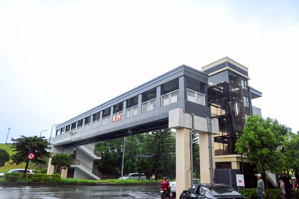 ▲三重環河陸橋增無障礙設施。（圖／新北市高灘處提供）