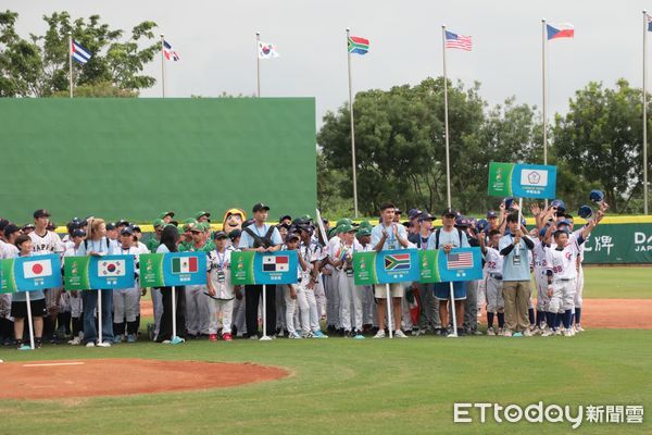 ▲第八屆WBSC U12世界盃少棒錦標賽25日晚間在台南亞太國際棒球訓練中心盛大揭幕，來自五大洲12國的小小球員齊聚府城，首戰即由地主中華隊迎戰強敵古巴。（圖／記者林東良翻攝，下同）