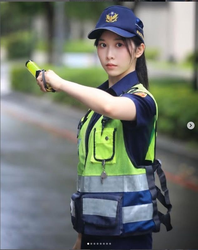 ▲▼新北警花曾羽榛。（圖／翻攝IG）