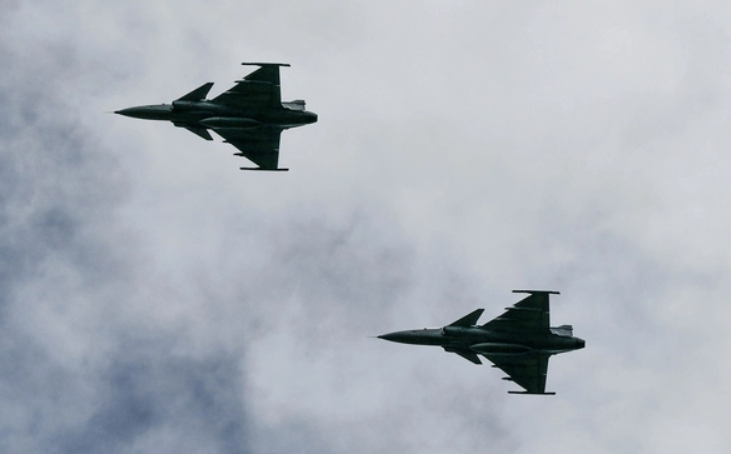 ▲▼泰國今加派2架「獅鷲戰機」增援F-16！　轟柬埔寨2軍事目標。（圖／翻攝自TNN）