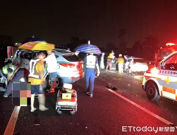 ▲▼國道車禍 。（圖／記者高堂堯翻攝）