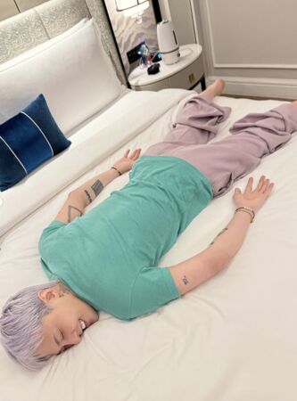 ▲▼GD近來忙著跑巡演。（圖／翻攝自8lo8lo8lowme IG）