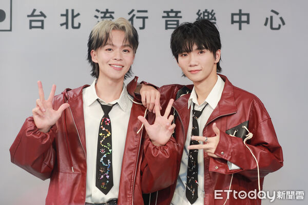 ▲▼黃氏兄弟「返校日8：無限」演唱會彩排-黃氏兄弟，黃雍哲，黃挺瑋。（圖／記者周宸亘攝）