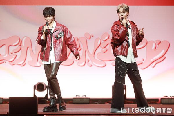 ▲▼黃氏兄弟「返校日8：無限」演唱會彩排-黃氏兄弟，黃雍哲，黃挺瑋。（圖／記者周宸亘攝）
