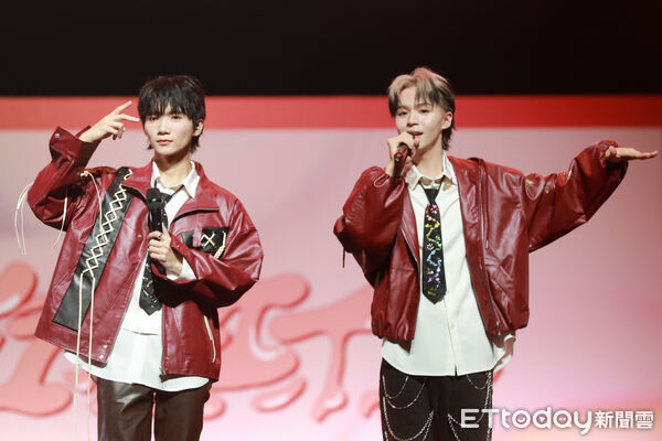 ▲▼黃氏兄弟「返校日8：無限」演唱會彩排-黃氏兄弟，黃雍哲，黃挺瑋。（圖／記者周宸亘攝）