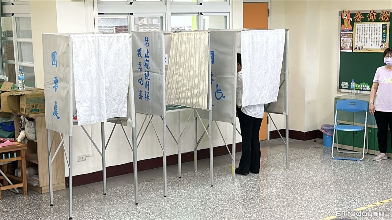 他曝北市3區投票熱度！松山排一長串　南港「完.全.沒.有.人」
