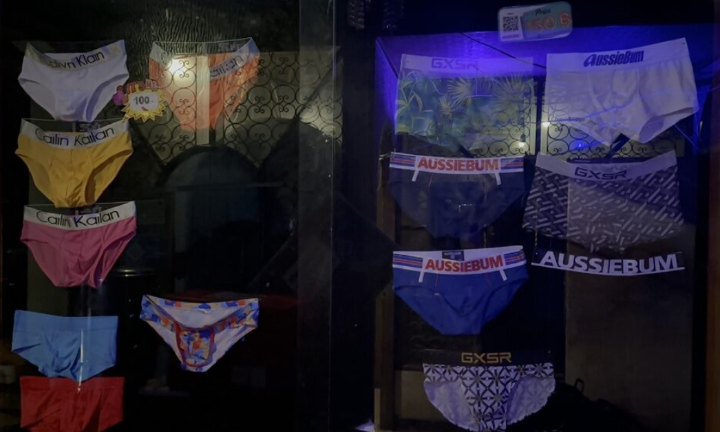 ▲▼一片肉色！泰44男同志「只穿內褲」開毒趴。（圖／翻攝自khaosod）