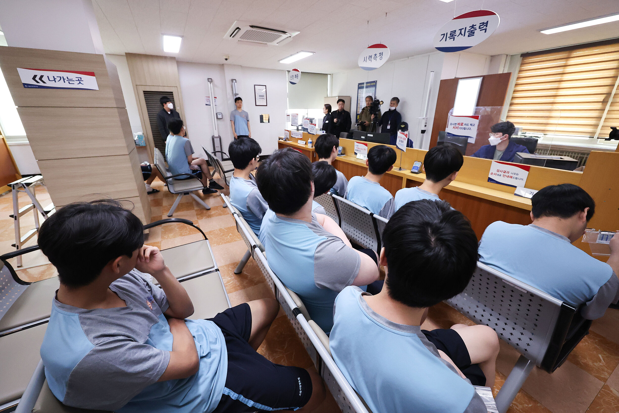 ▲▼2025年1月,南韓首爾地方兵務廳針對該年度首輪服兵役者進行體檢。(圖/VCG)