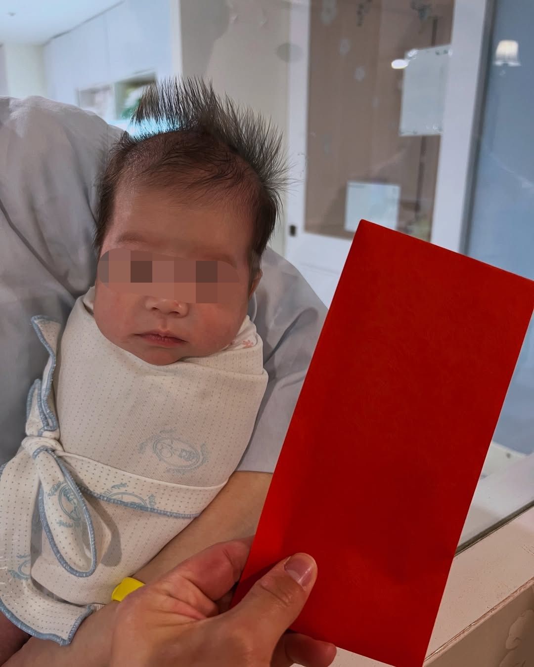 ▲▼阿緯見威廉女兒真面目喊話小煜「放心下訂」。（圖／翻攝自Instagram／superawayne）