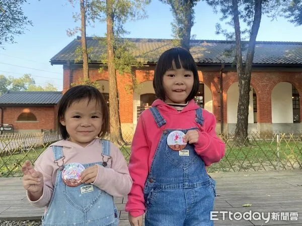 ▲台南水道博物館推「給我的超人老爸」DIY活動，鼓勵親子互動共創父親節禮物。（記者林東良翻攝，下同）