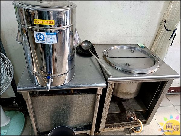 ▲▼濃鄉臭豆腐。（圖／部落客商妮吃喝遊樂授權提供）