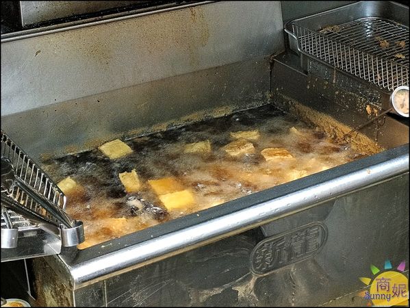 ▲▼濃鄉臭豆腐。（圖／部落客商妮吃喝遊樂授權提供）