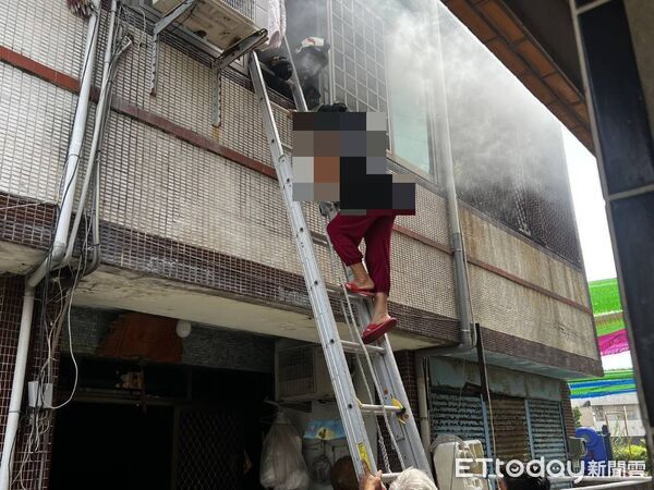 ▲▼東石鄉東石村今（27）日10時附近發生火警。（圖／記者翁伊森翻攝)