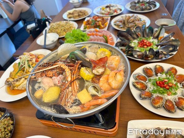 ▲▼花蓮欣欣麵館。（圖／記者黃凱翊攝）