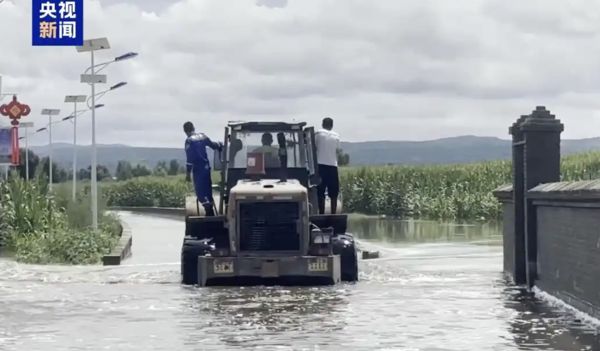 ▲▼山西暴雨巴士失聯！載12名外出務工人員。（圖／翻攝央視）