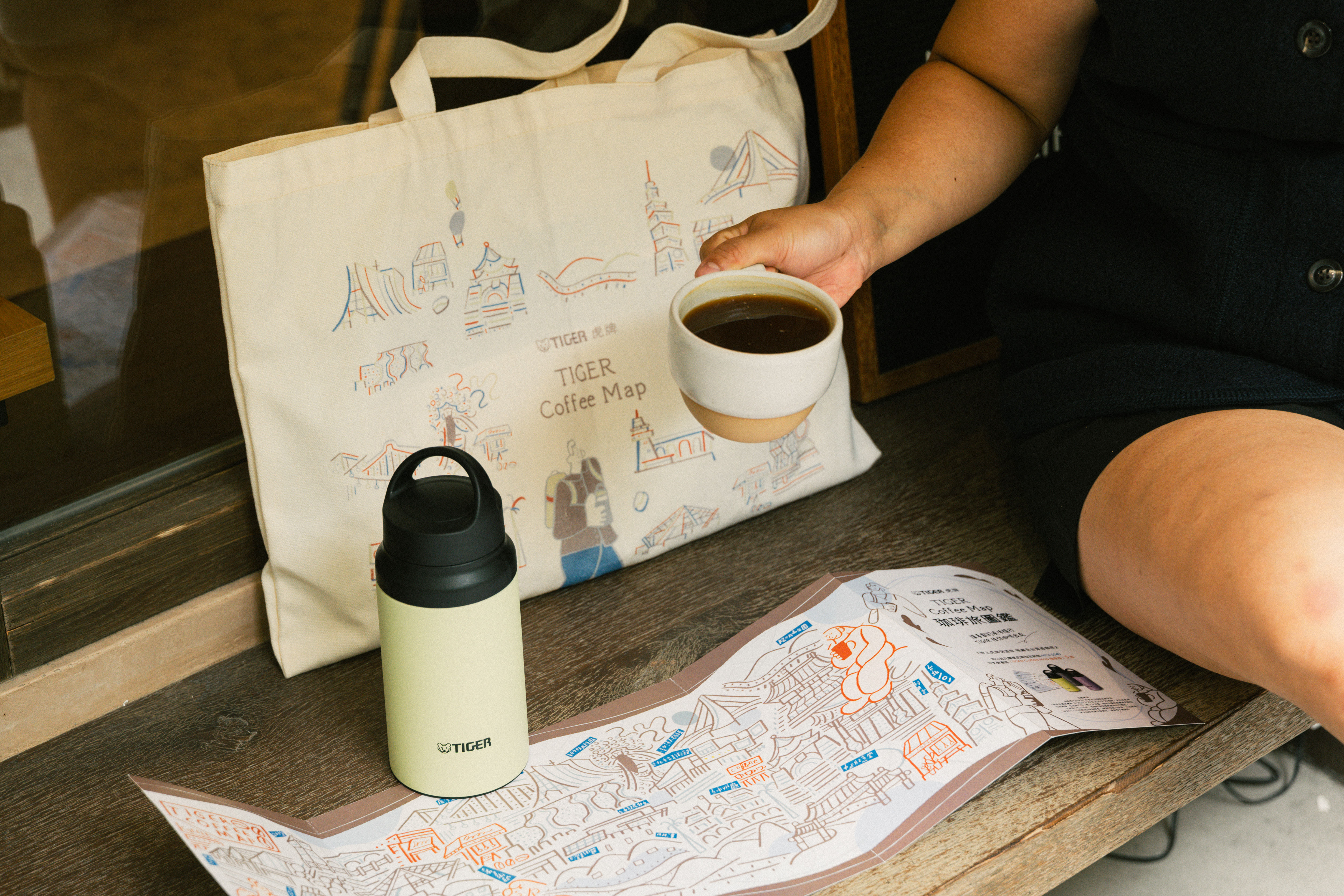 ▲TIGER Coffee Map珈琲旅圖鑑。（圖／品牌提供）