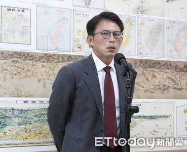 黃國昌爆「全聯有做衣服？」決標87億比預算書高　顧立雄：呃...