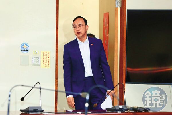 藍首波抗罷「完封勝」，連帶讓已有交棒準備的朱立倫聲勢回穩。