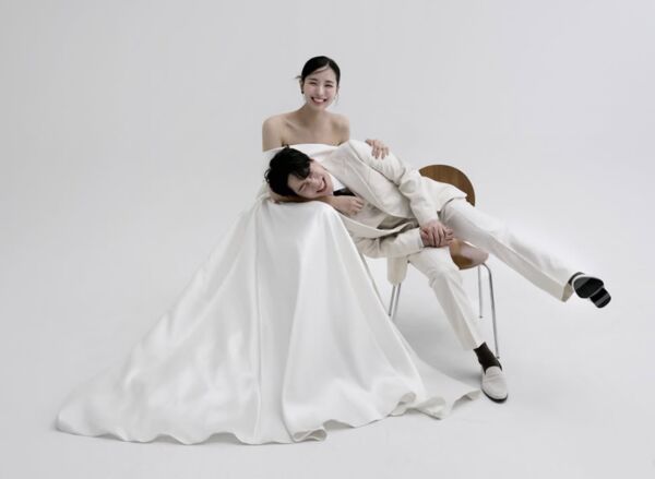 ▲▼最成功粉絲！《黑白大廚》崔鉉碩女兒愛上「本命偶像」9月結婚。（圖／翻攝自崔妍秀IG）