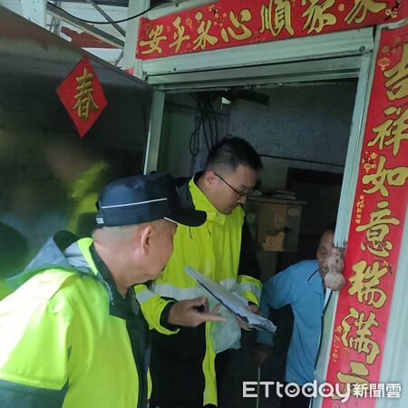 ▲▼豪雨不斷！高雄「土石流黃色警戒」　市府緊急撤離38人。（圖／記者賴文萱翻攝）