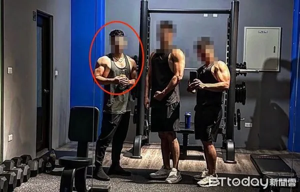 ▲▼台中警分局L姓男警官身材健美，卻偷拍女警上網販售，L姓男警官在台北市擔任所長期間，隱瞞有女友對多名女記者騙砲             。（圖／記者陳以昇翻攝）