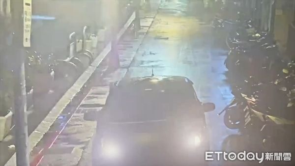 ▲中山警方會同北市特勤隊特警荷槍攻堅救出遭擄的翁男。（圖／記者張君豪翻攝）