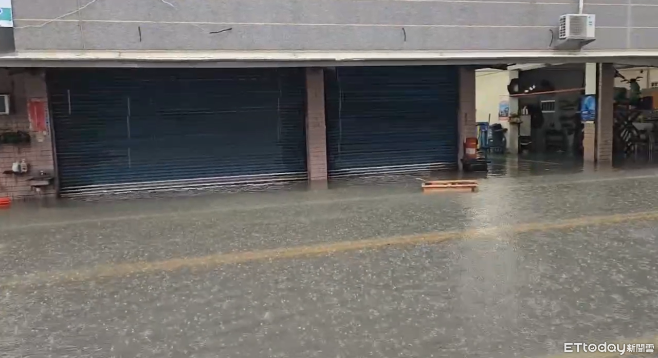 快訊／9縣市豪大雨特報！雨區再增加　大雷雨轟7地