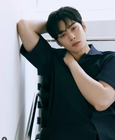 ▲網友分享的車銀優與同梯們照片。（圖／翻攝自韓網）