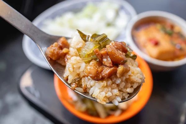 ▲▼唯豐魯肉飯。（圖／部落客美熊很愛吃授權提供）