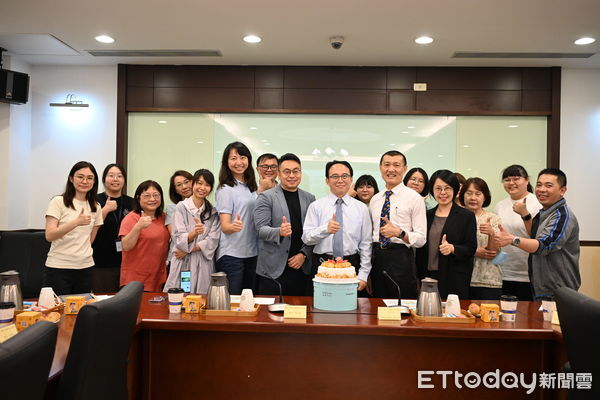 ▲▼更保總會顧問黃冠運，走訪北中南東各分會深入溝通。（圖／臺灣更生保護會提供） 