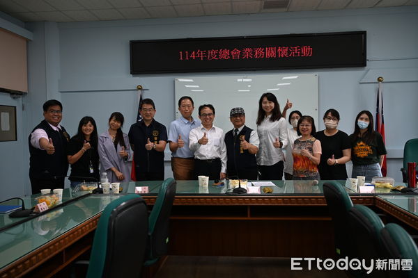 ▲▼更保總會顧問黃冠運，走訪北中南東各分會深入溝通。（圖／臺灣更生保護會提供） 