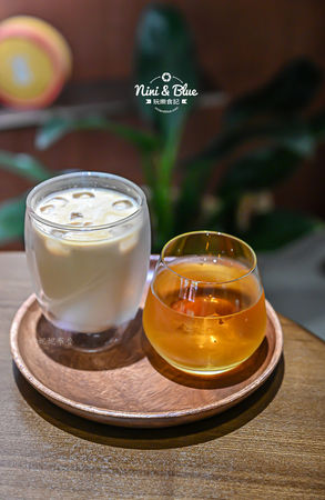 ▲▼BK.Rabbit 黑色小白兔。（圖／部落客nini and blue授權提供）