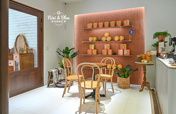 ▲▼BK.Rabbit 黑色小白兔。（圖／部落客nini and blue授權提供）