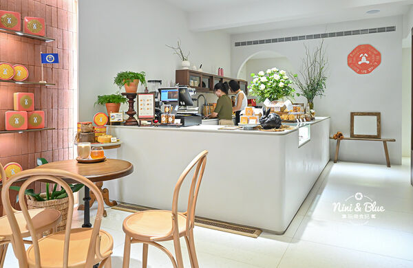 ▲▼BK.Rabbit 黑色小白兔。（圖／部落客nini and blue授權提供）