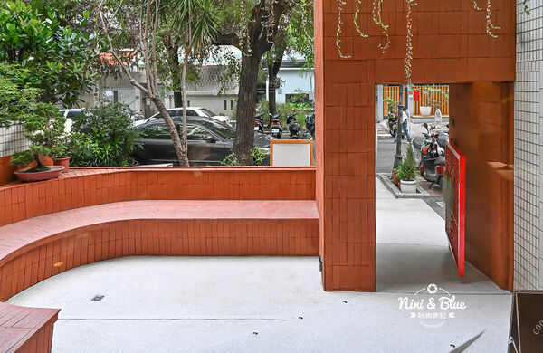 ▲▼BK.Rabbit 黑色小白兔。（圖／部落客nini and blue授權提供）