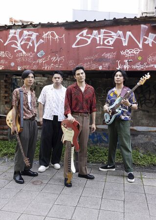 ▲▼ 鳳小岳&壓克力柿子8月將開唱。（圖／硬柿子有限公司提供）