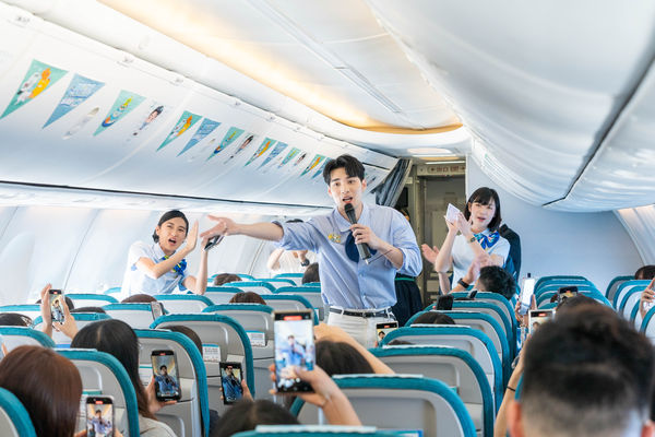 ▲▼偉晉現身空中見面會。（圖／源活娛樂提供）