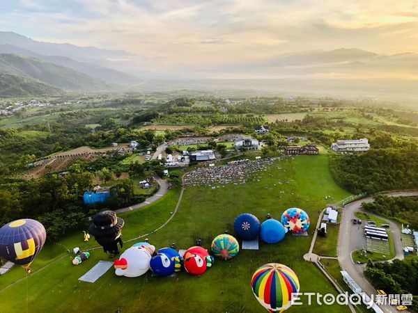 ▲「台灣國際熱氣球嘉年華」加碼追球。（圖／台東縣政府提供）