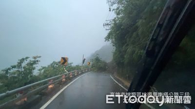 快訊／豪雨不斷！南橫公路桃源段落石坍方上午緊急封路