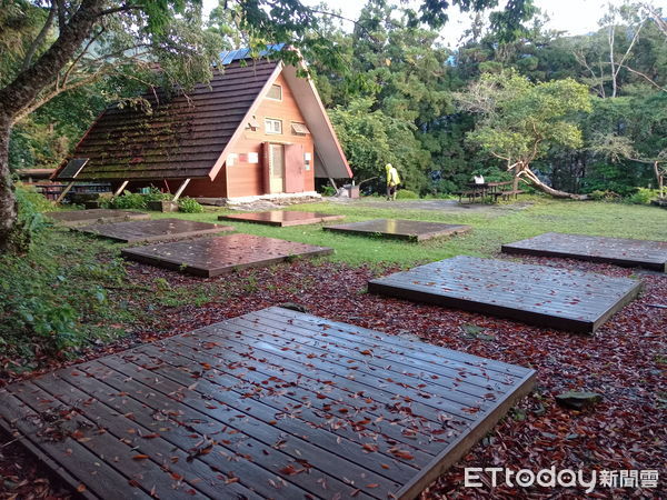 ▲首波與大東電合作更新太陽能光儲設備之瓦拉米山屋。（圖／玉山國家公園管理處提供）