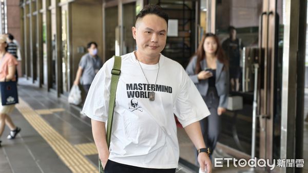 ▲▼超哥（黃伯超）揍Toyz（劉偉健）一審被判刑6月，Toyz上訴並視訊連線出庭喊判太輕，超哥開完庭表示上訴是對方的權利。（圖／記者黃哲民攝）