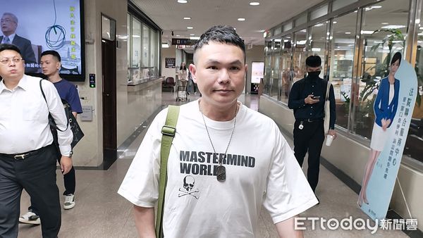 ▲▼超哥（黃伯超）揍Toyz（劉偉健）一審被判刑6月，Toyz上訴並視訊連線出庭喊判太輕，超哥開完庭表示上訴是對方的權利。（圖／記者黃哲民攝）