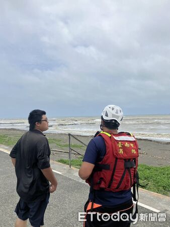 ▲▼     南市府於114年7月30日中午12時00分發布海嘯警報並劃設警戒區域，        。（圖／記者林東良翻攝）