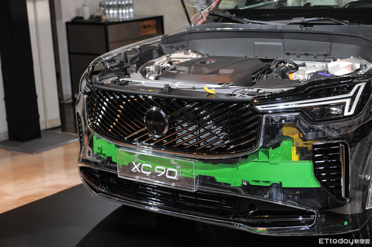 ▲Volvo新XC90透明結構車。（圖／記者林鼎智攝）
