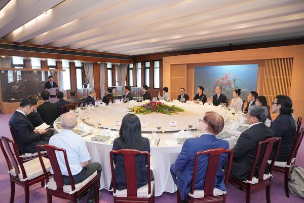 ▲▼外交部長林佳龍部長接見貝里斯外交暨外貿部次長麥伊、午宴「貝里斯智慧漁業商機考察團」。（圖／翻攝外交部長林佳龍臉書）