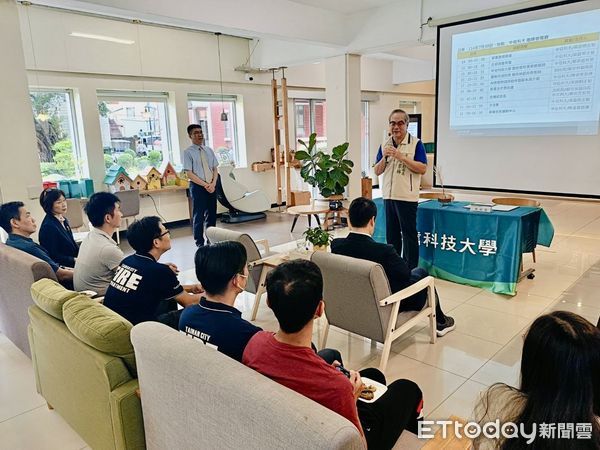 ▲台南消防局與中信科技大學簽署AI體能合作備忘錄，提升打火兄弟體能訓練安全。（記者林東良翻攝，下同）